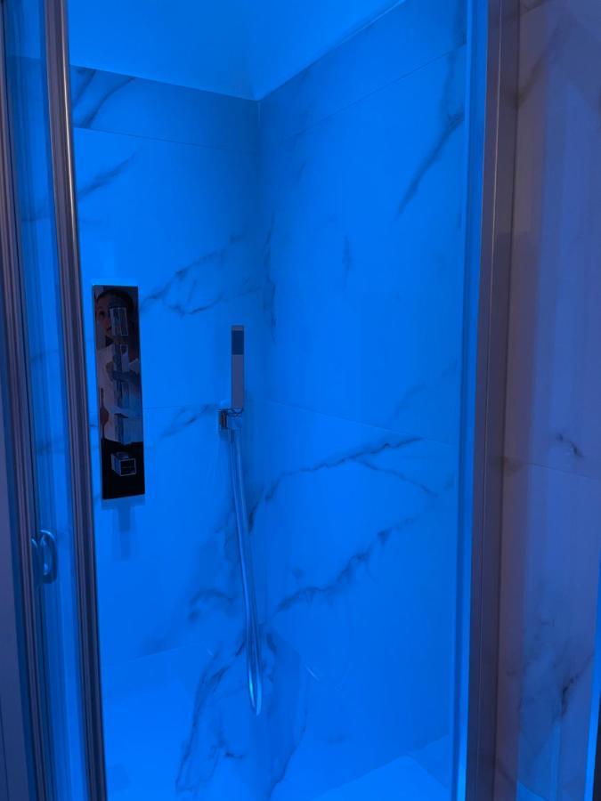 Suite Albatros - Luxury Room Bisceglie Exterior photo